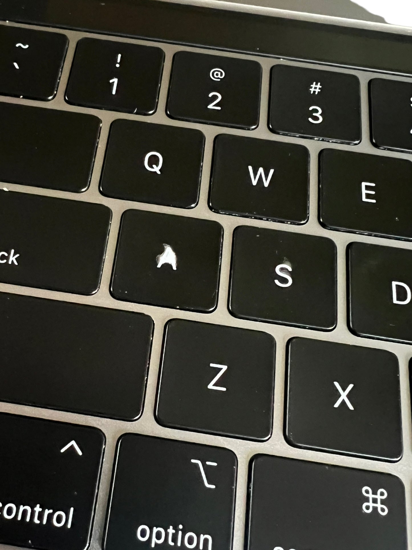 Used Replacement 2019 Gray Apple MacBook Pro A1989 13.3 inch Top Case w/ Keyboard+